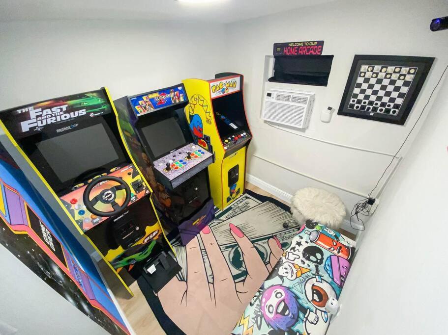 Unique Miami Art Escape W/ Hottub, Arcade & Murals Εξωτερικό φωτογραφία